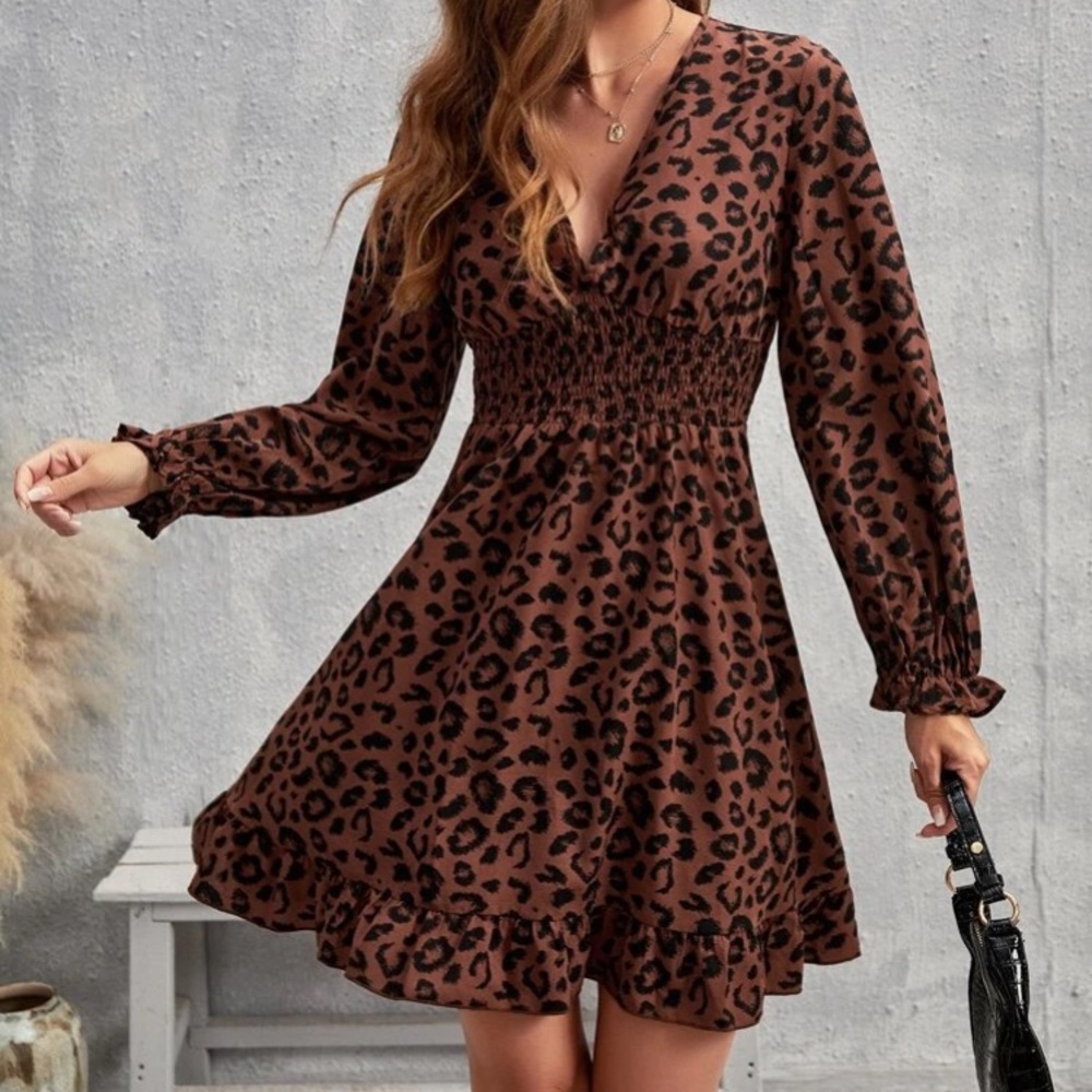 🔥LAST ONE🔥Leopard Print Ruffle Dress 🐾 - Picture 2 of 5